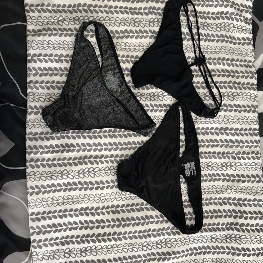 Victoria secret thongs! Great clean condition!